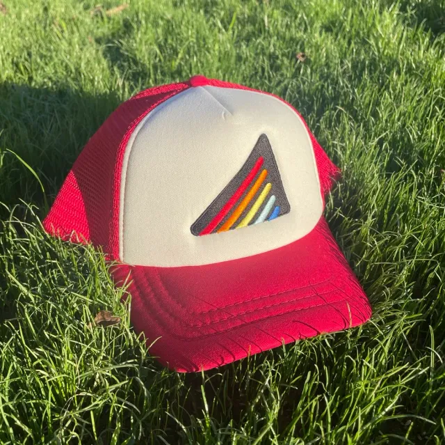Acrophase Records truckerhatt med brodert logo