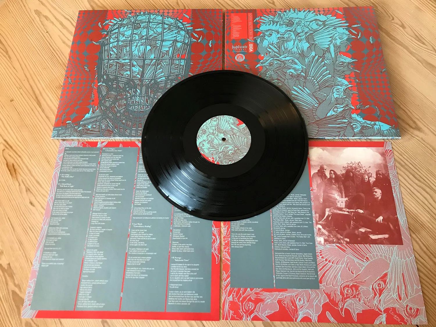 Void The Hollow Man LP svart vinyl